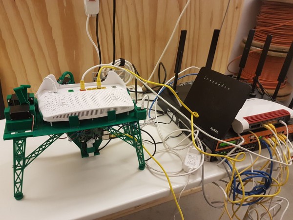 A different angle of the CDRouter controlled rig powered by the computer.